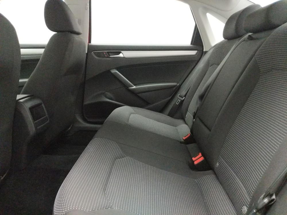 2016 Volkswagen Passat - Driver Rear Seat