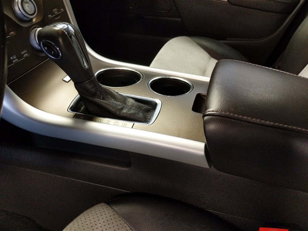 2013 Ford Edge - Center Console/Cup Holders