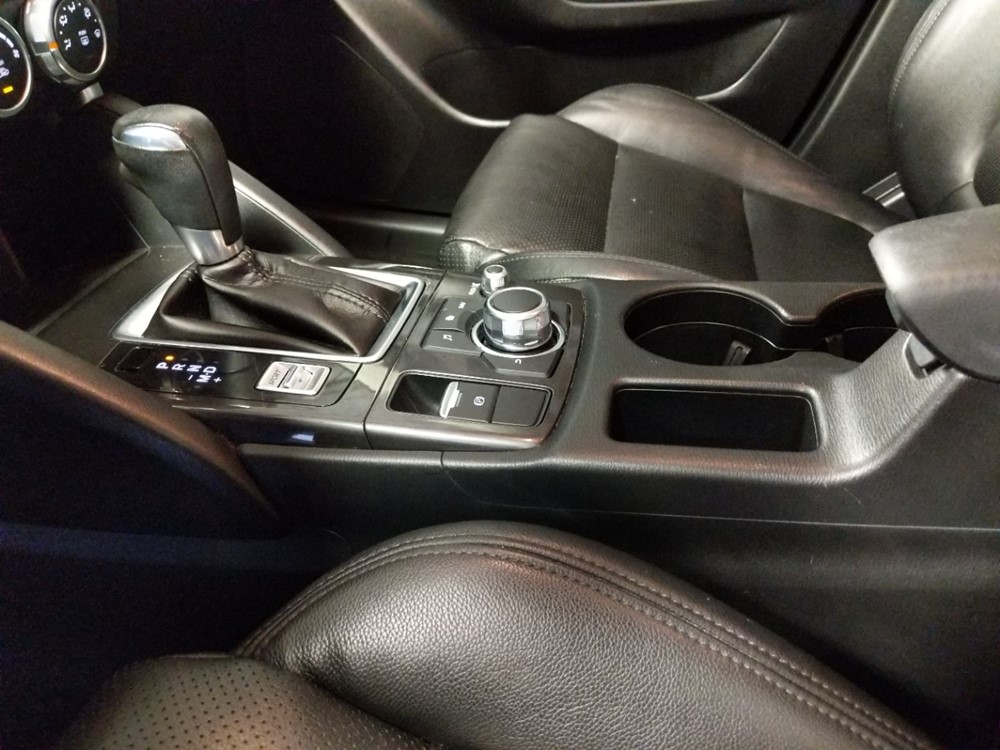 2016 Mazda CX-5 - Center Console/Cup Holders