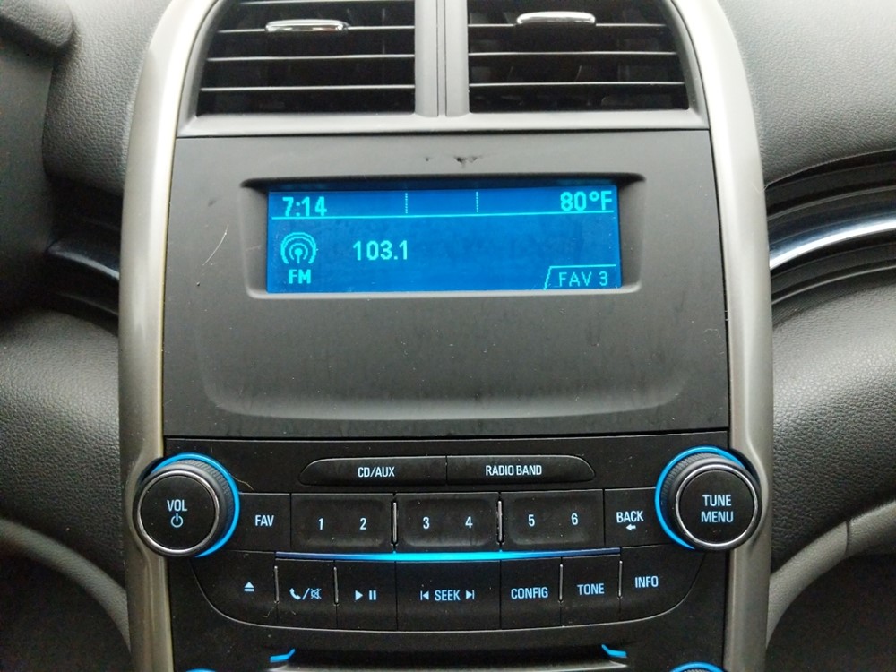 2015 Chevrolet Malibu - Stereo Package