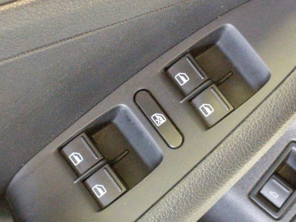 2018 Volkswagen Jetta - Driver Power Windows/Lock Control