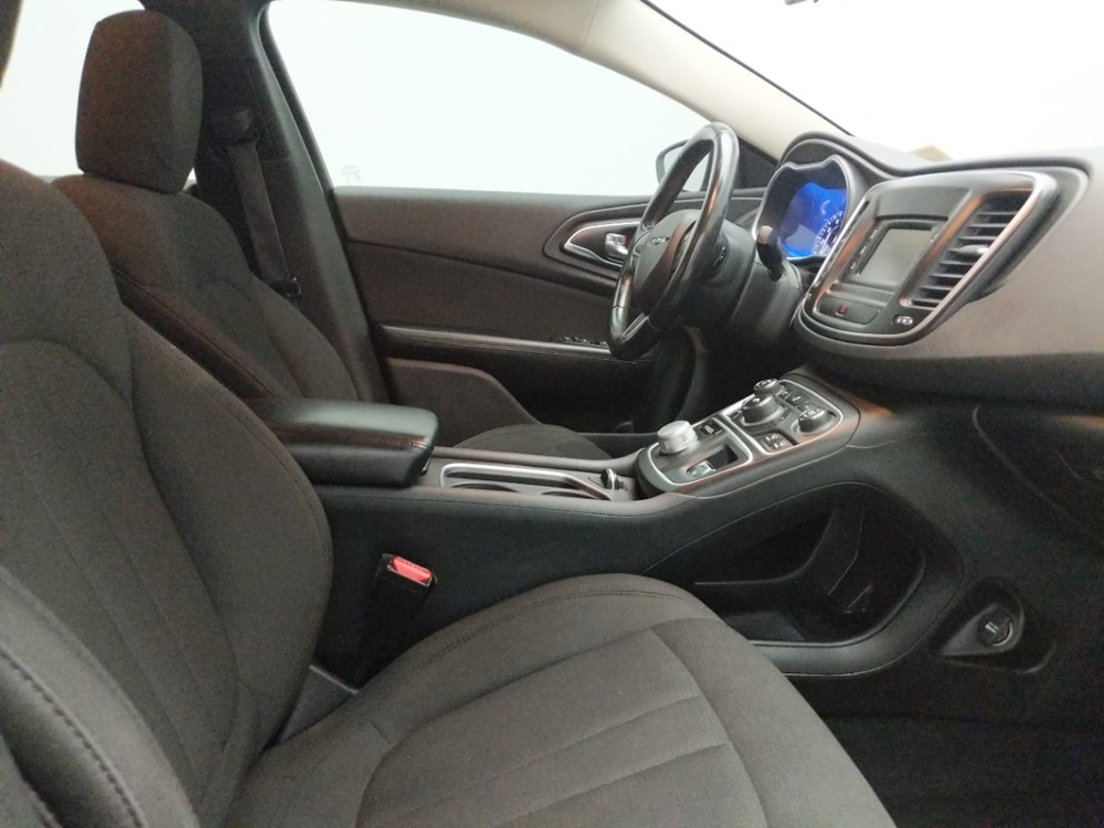 2016 Chrysler 200 - Passenger Front Seat