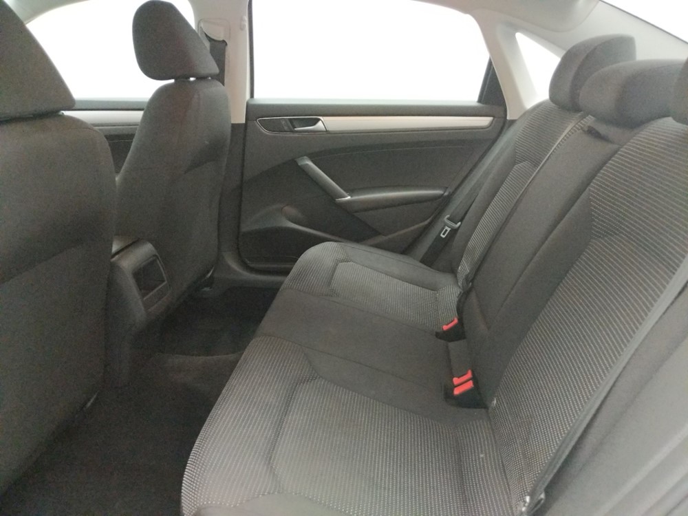 2016 Volkswagen Passat - Driver Rear Seat