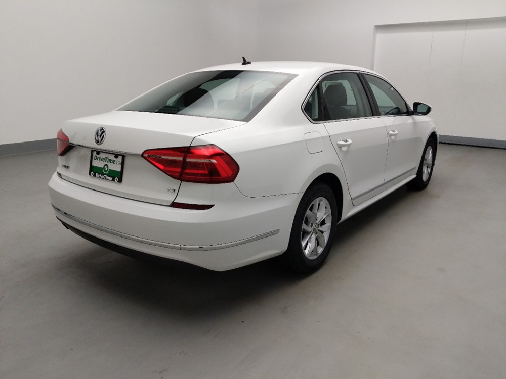 2016 Volkswagen Passat - Passenger Rear Bumper