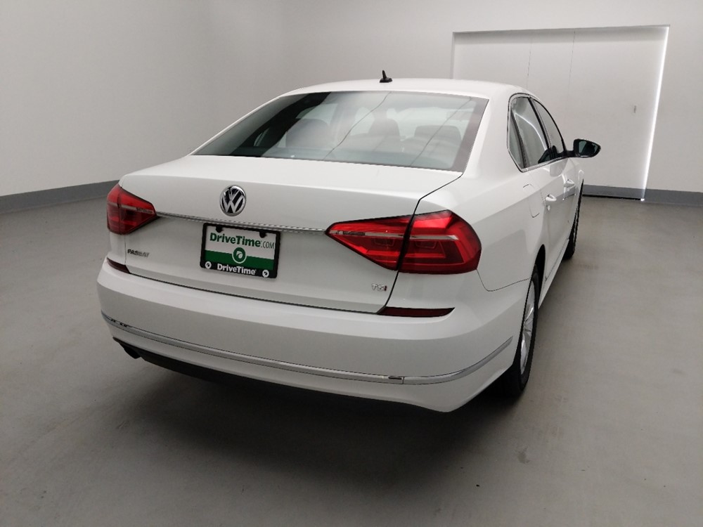 2016 Volkswagen Passat - Passenger Rear Trunk