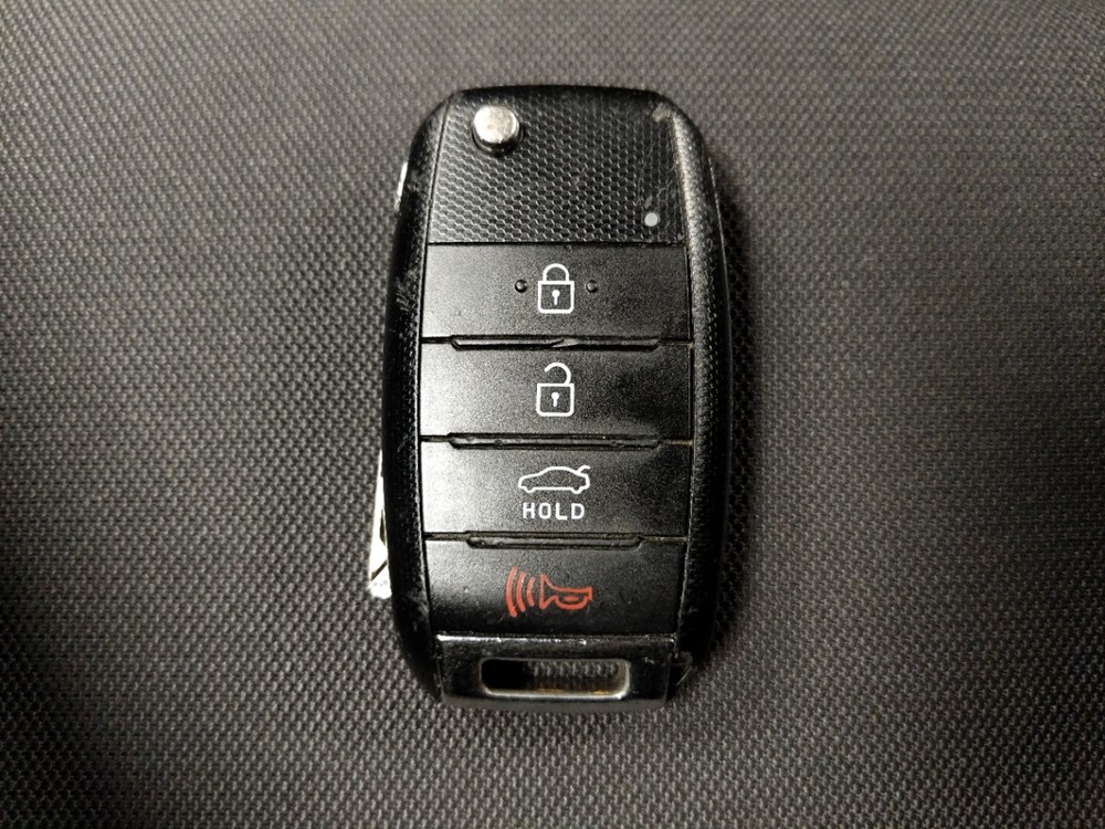 2017 Kia Rio - Keys