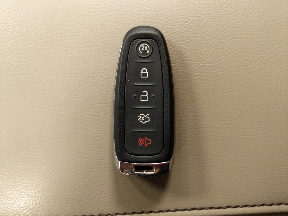 2012 Ford Edge - Keys