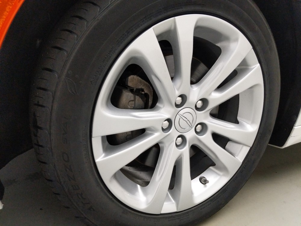 2015 Chrysler 200 - Wheel