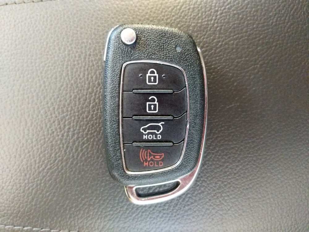 2018 Hyundai Santa Fe - Keys