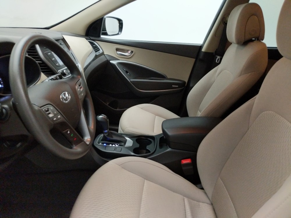 2018 Hyundai Santa Fe - Driver Front Seat