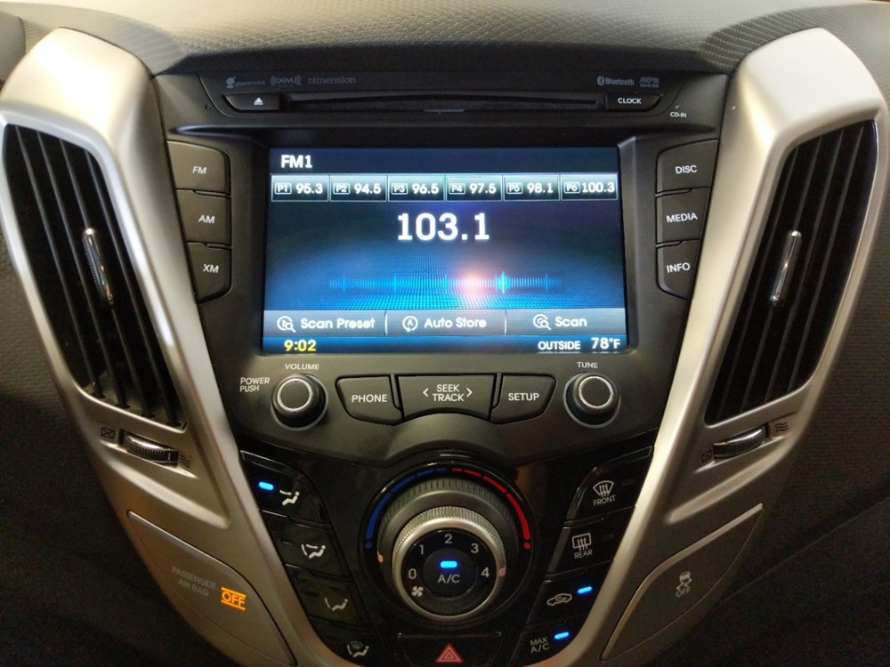 2016 Hyundai Veloster - Stereo Package