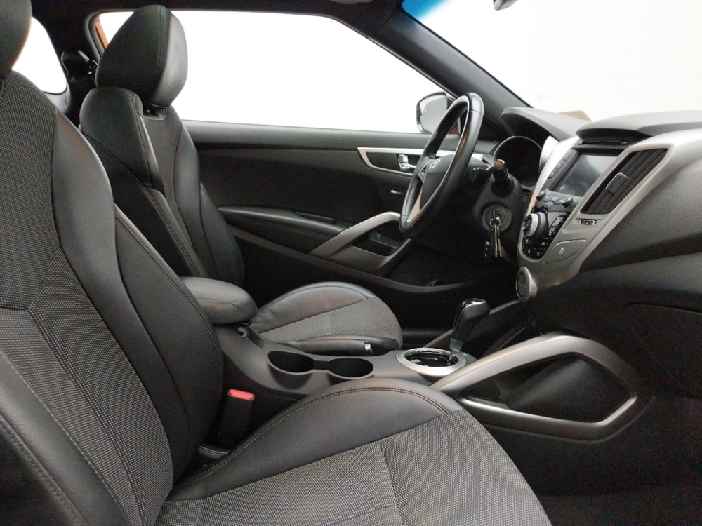 2016 Hyundai Veloster - Passenger Front Seat