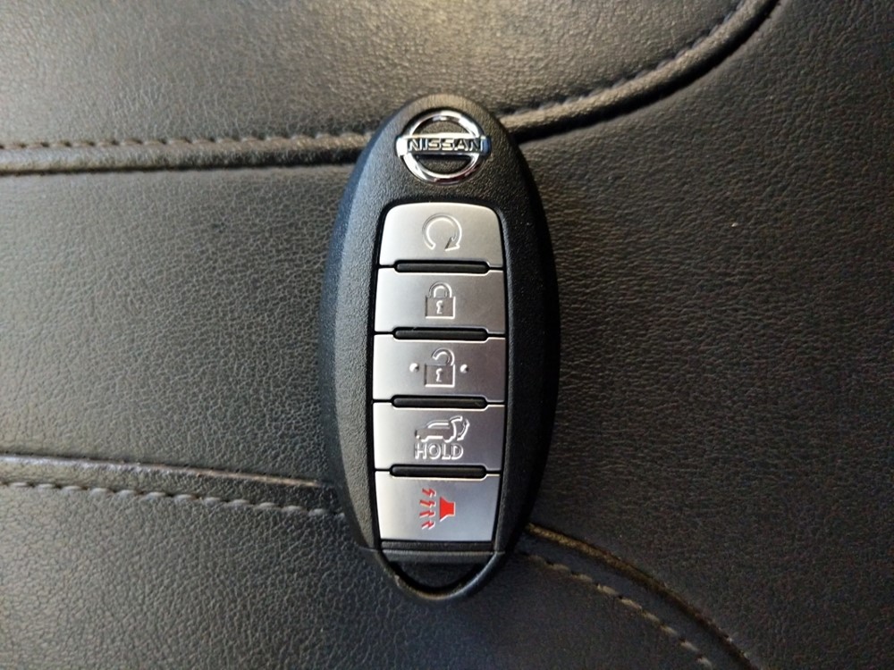 2018 Nissan Rogue - Keys
