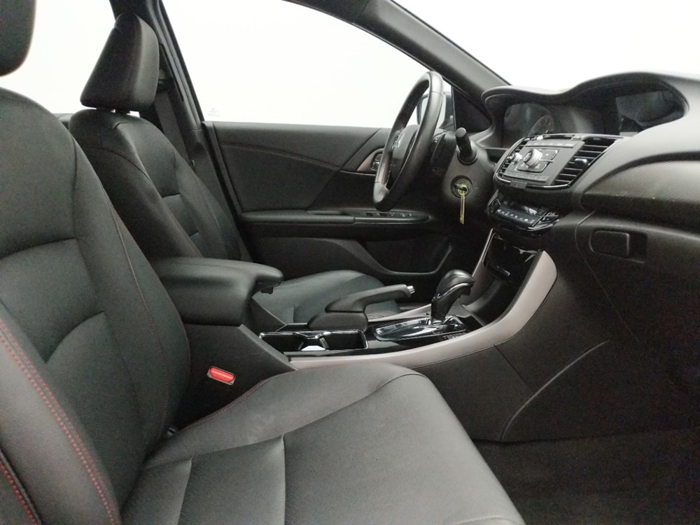 2017 Honda Accord - Passenger Front Seat
