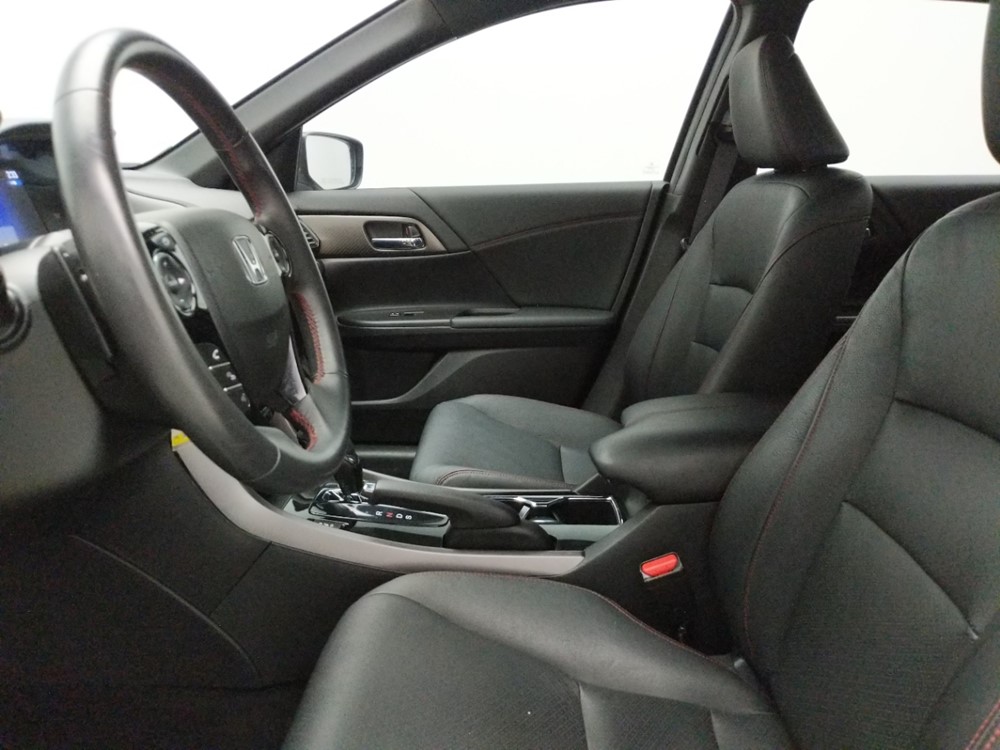 2017 Honda Accord - Driver Front Seat