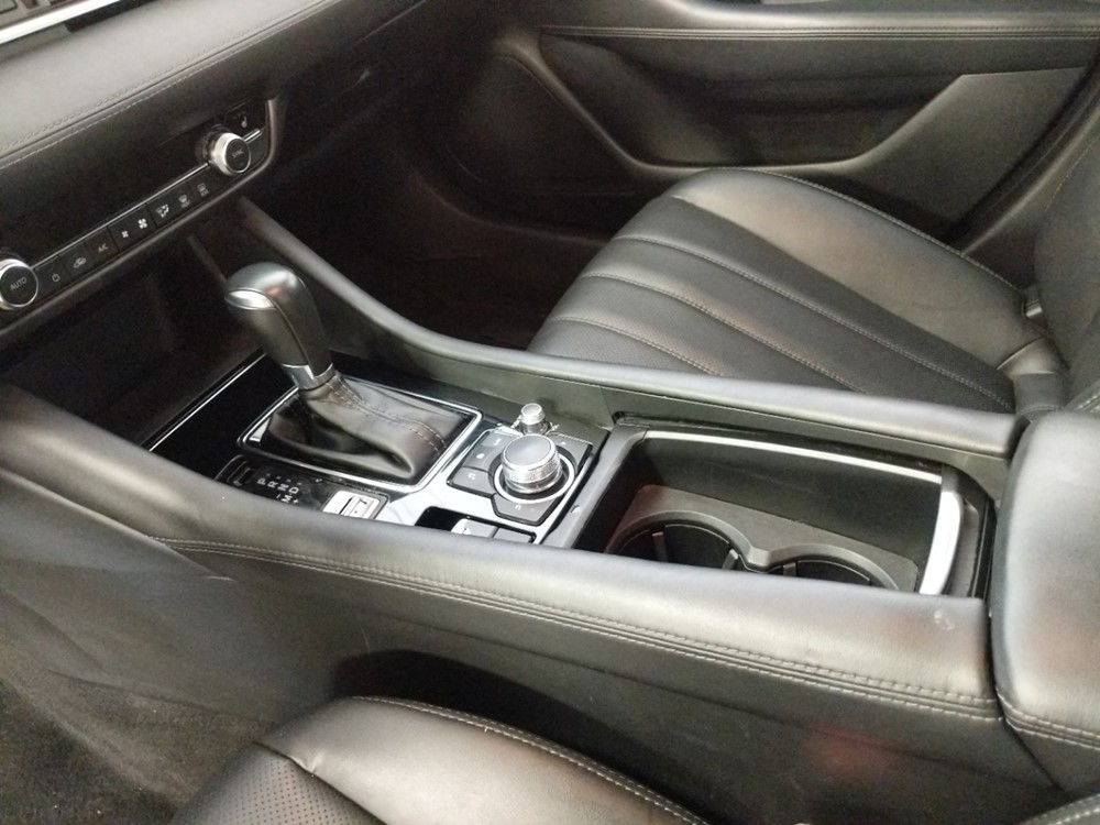 2018 Mazda Mazda6 - Center Console/Cup Holders