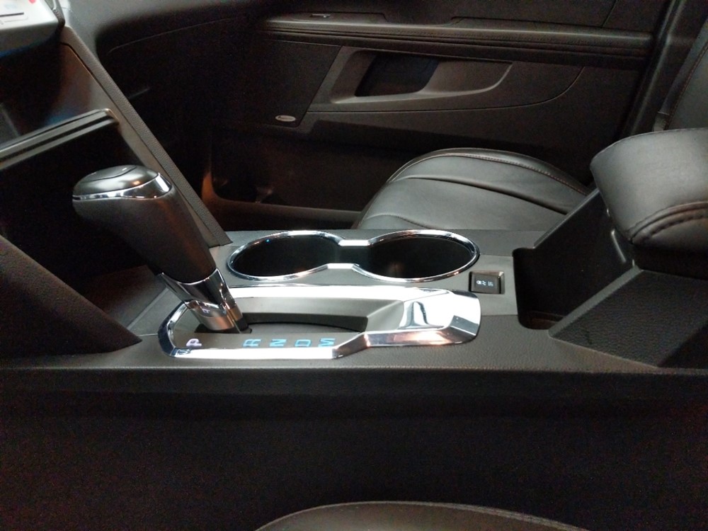 2016 Chevrolet Equinox - Center Console/Cup Holders