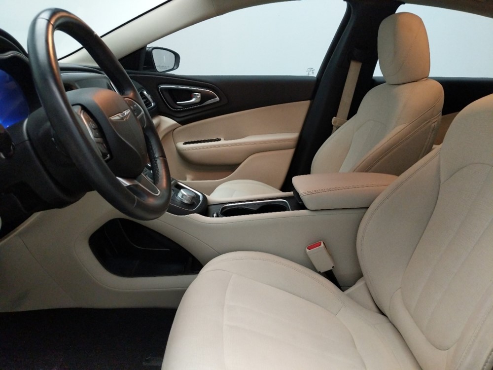 2016 Chrysler 200 - Driver Front Seat