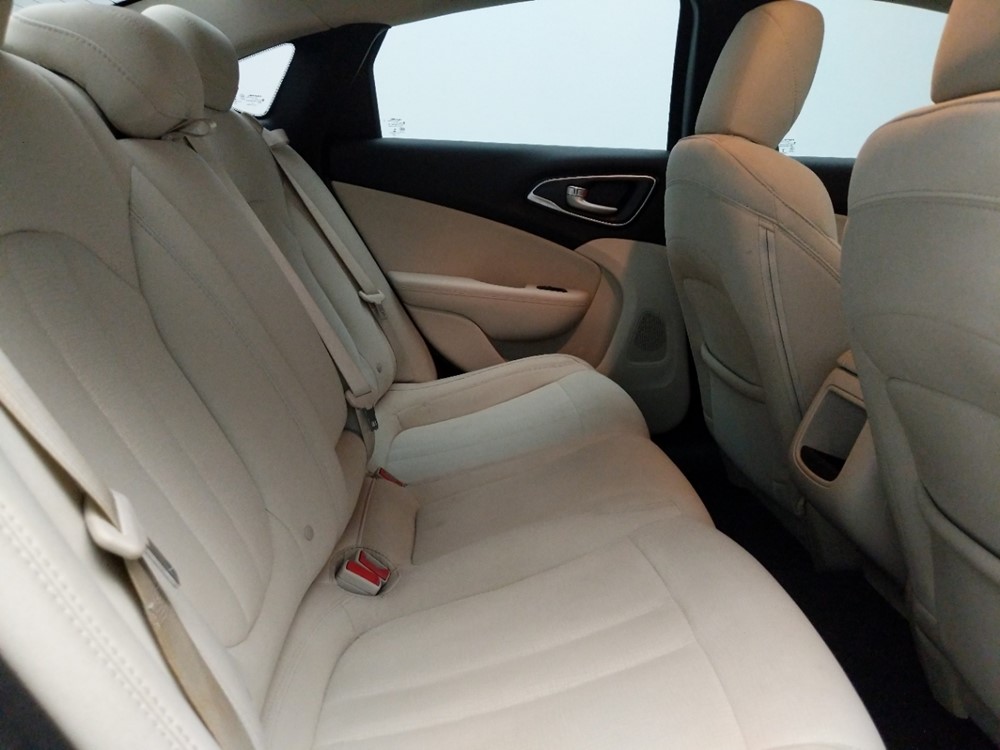 2016 Chrysler 200 - Passenger Rear Seat