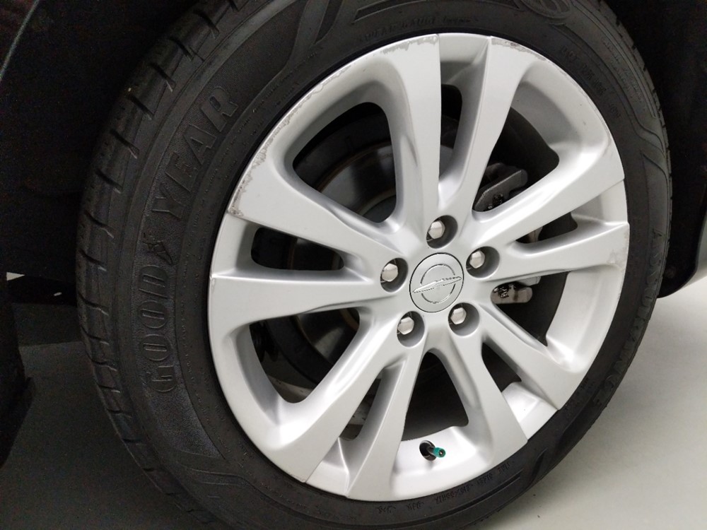 2016 Chrysler 200 - Wheel