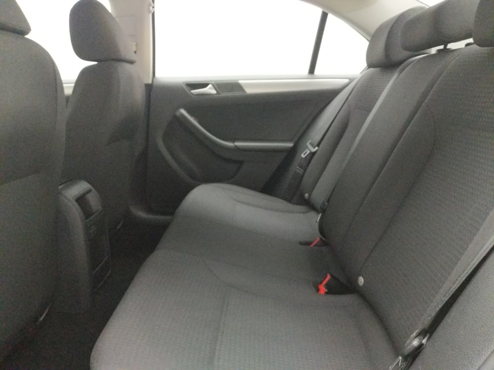 2016 Volkswagen Jetta - Driver Rear Seat