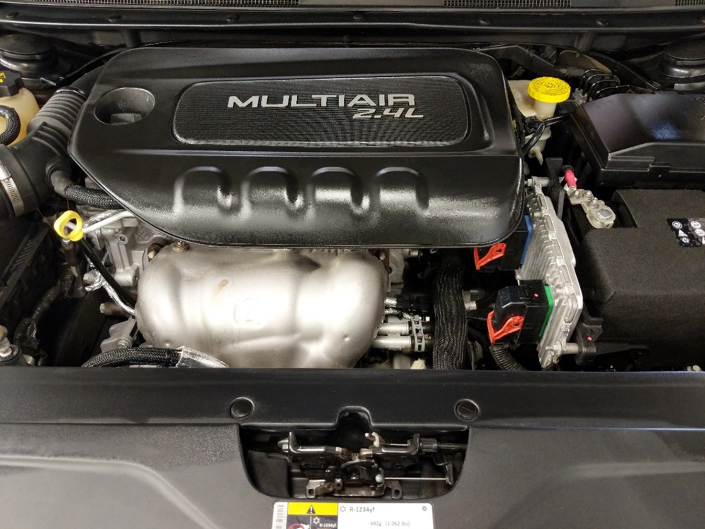 2016 Chrysler 200 - Engine