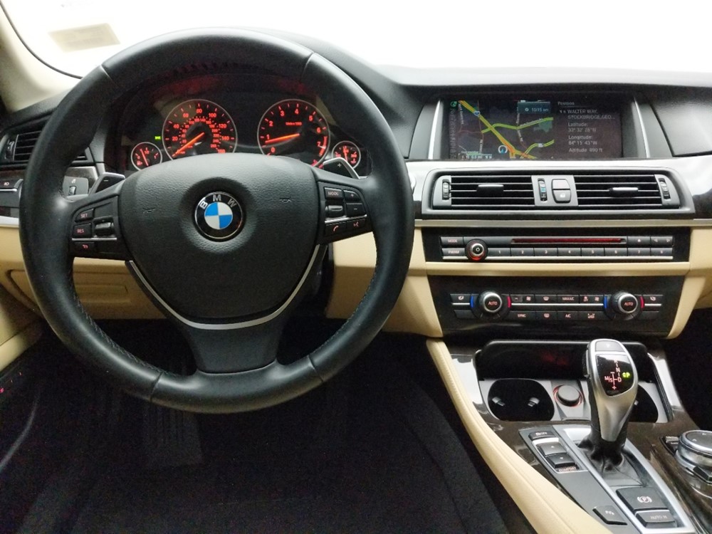 2016 BMW 528i - Driver Dash
