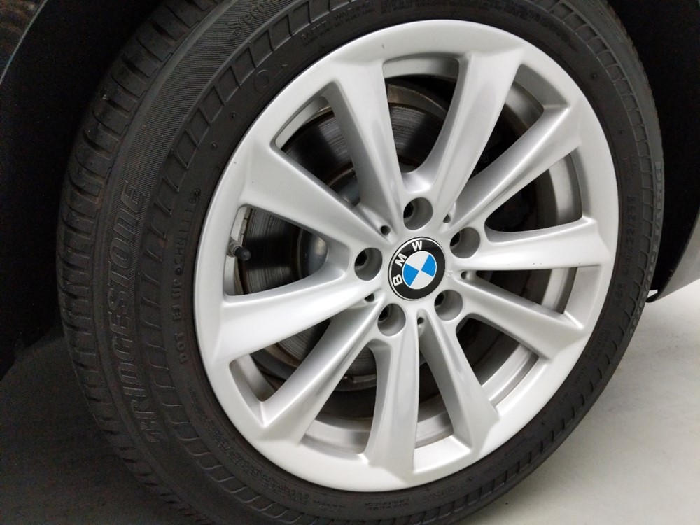 2016 BMW 528i - Wheel