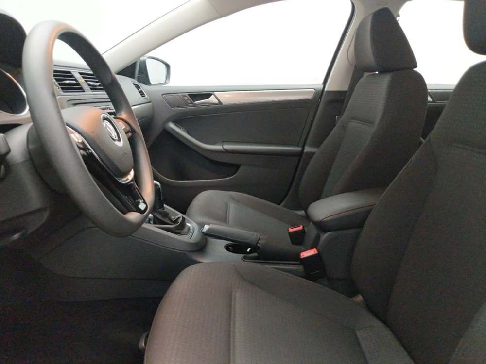 2015 Volkswagen Jetta - Driver Front Seat