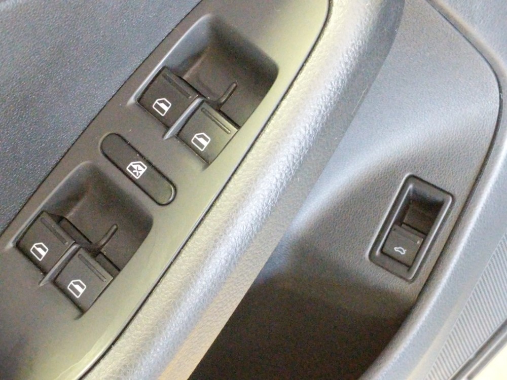 2015 Volkswagen Jetta - Driver Power Windows/Lock Control