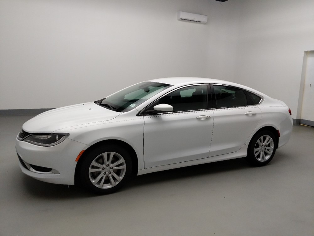 2016 Chrysler 200 - Driver Front Side