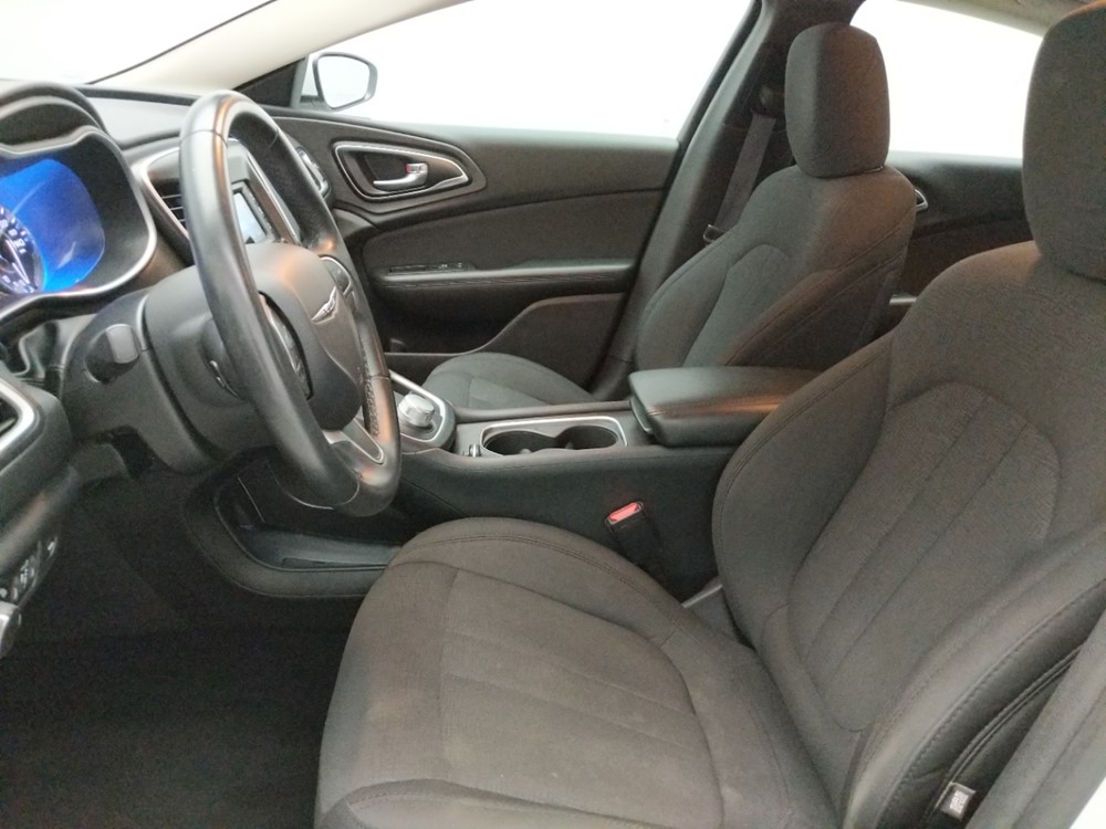 2016 Chrysler 200 - Driver Front Seat