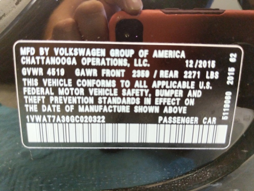 2016 Volkswagen Passat - VIN Plate