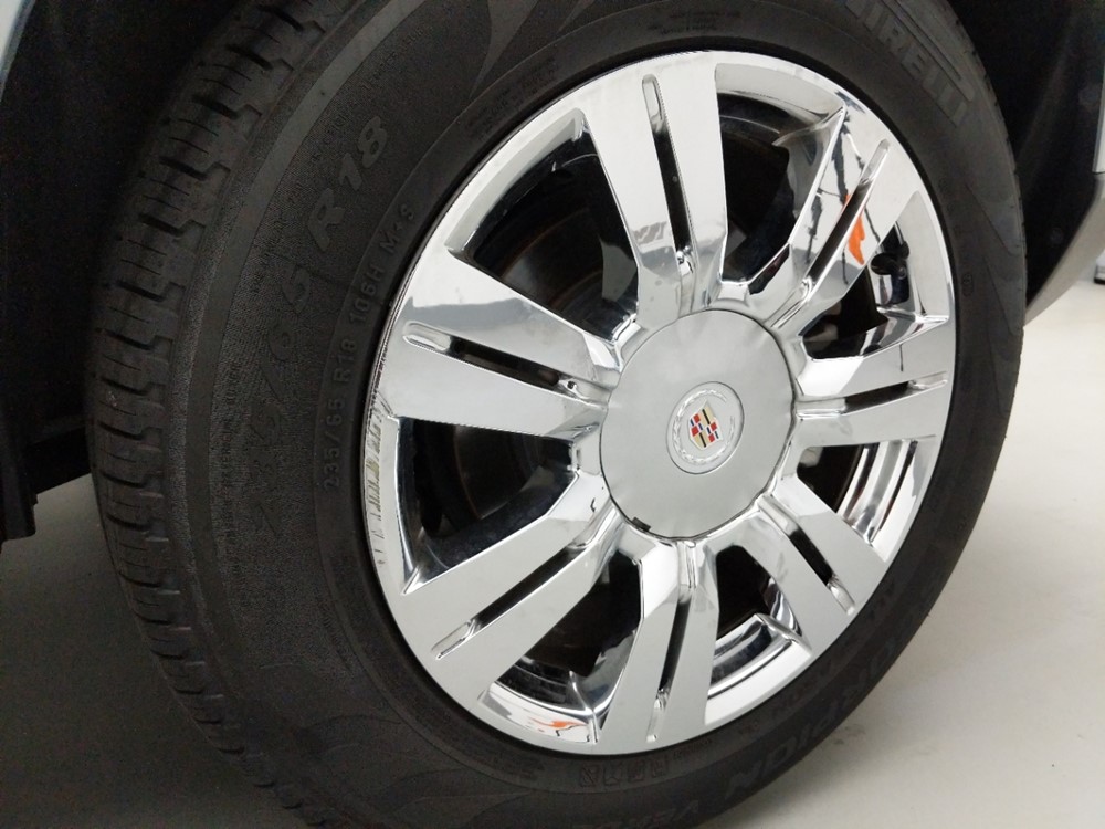 2011 Cadillac SRX - Wheel