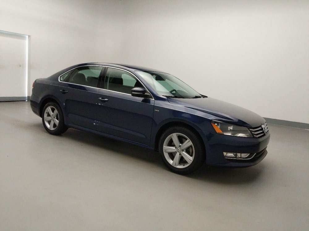 2015 Volkswagen Passat - Passenger Front Side