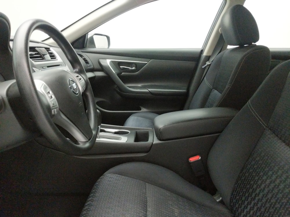 2016 Nissan Altima - Driver Front Seat
