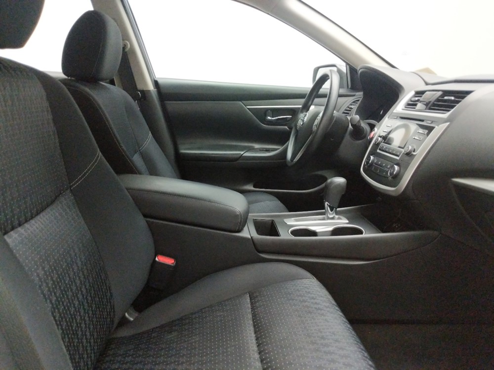 2016 Nissan Altima - Passenger Front Seat