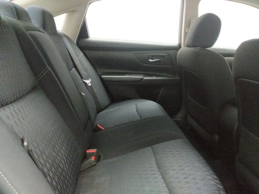 2016 Nissan Altima - Passenger Rear Seat