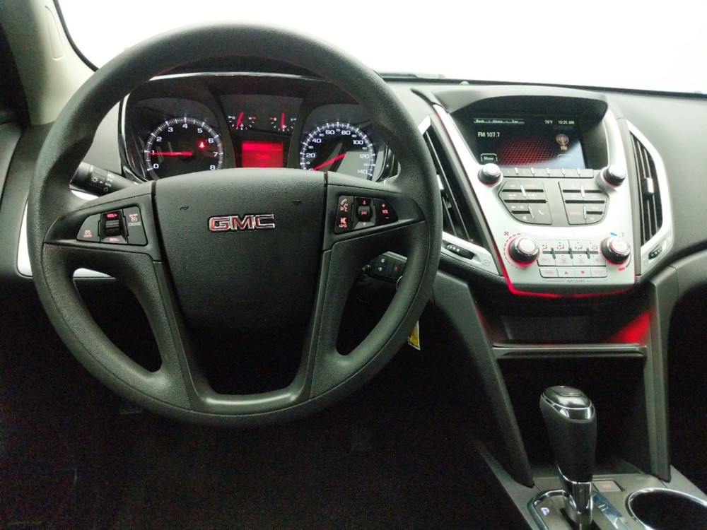2017 GMC Terrain - Driver Dash