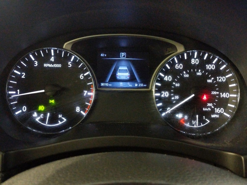 2018 Nissan Altima - Odometer Close Up