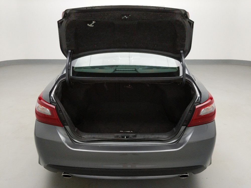 2018 Nissan Altima - Trunk