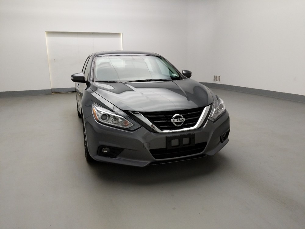 2018 Nissan Altima - Passenger Front Hood