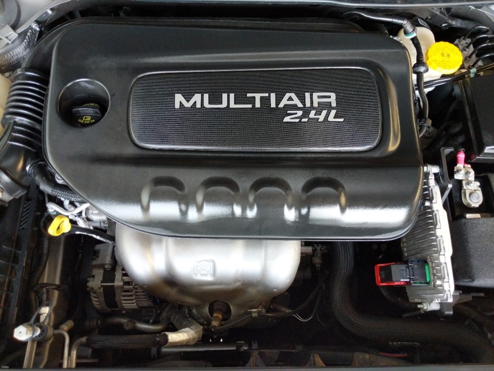 2015 Chrysler 200 - Engine