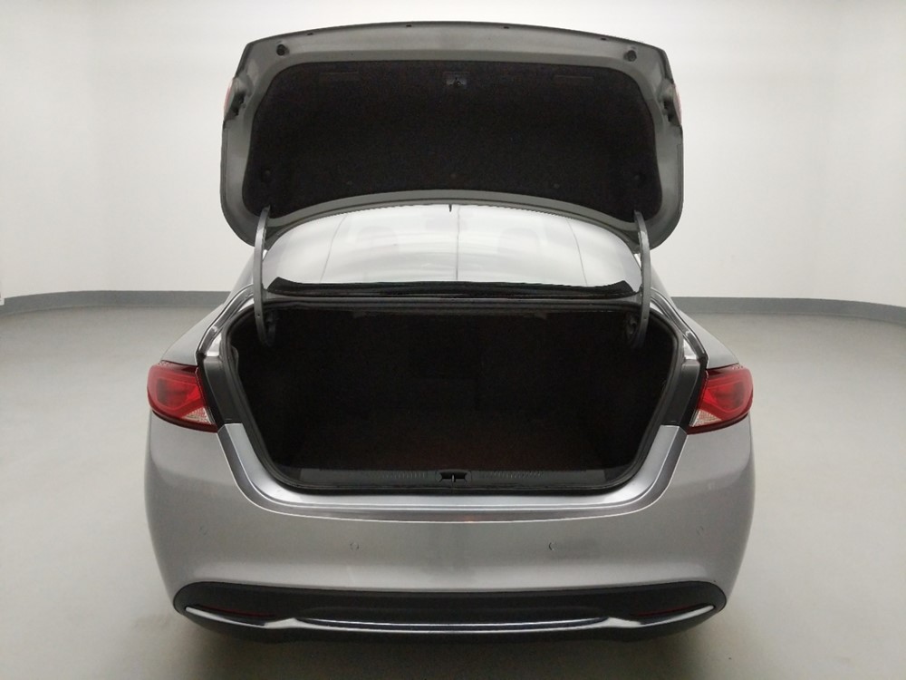 2015 Chrysler 200 - Trunk