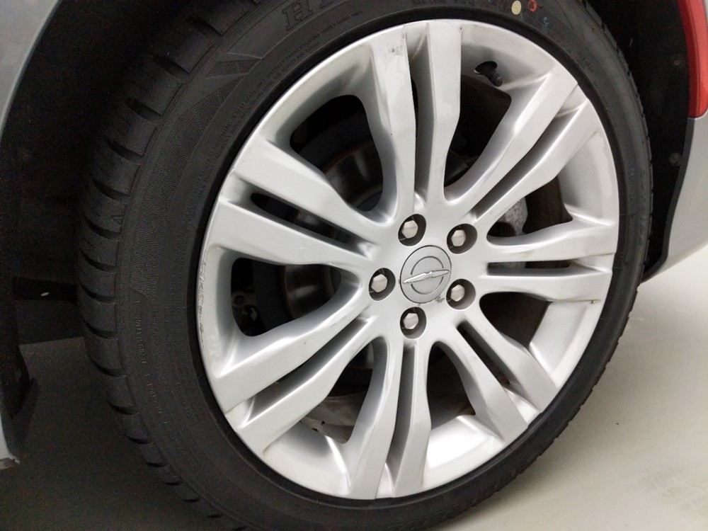 2015 Chrysler 200 - Wheel