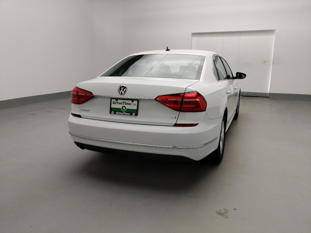 2016 Volkswagen Passat - Passenger Rear Trunk