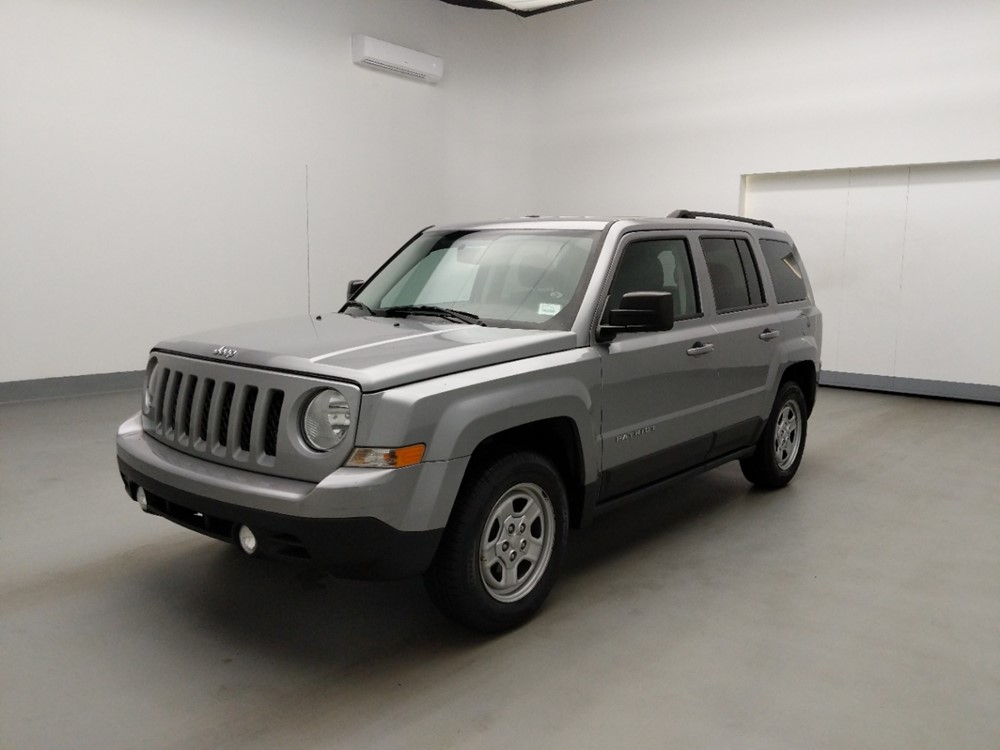 Used 2016 Jeep Patriot Driver Front Bumper