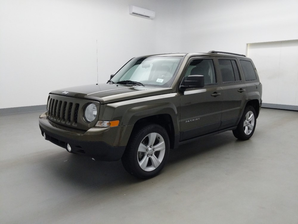 Used 2015 Jeep Patriot Driver Front Bumper
