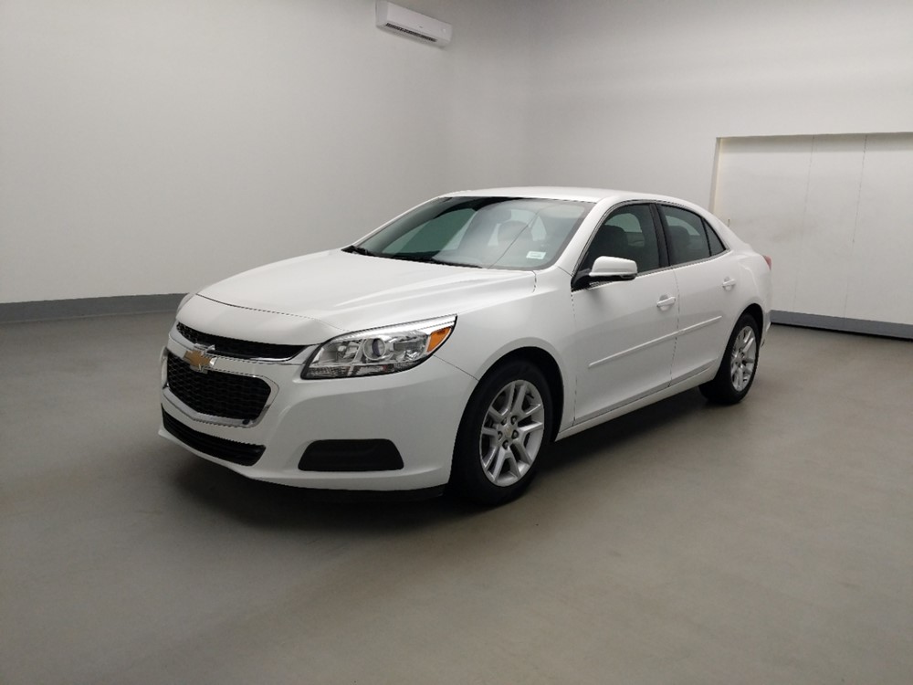 Used 2015 Chevrolet Malibu Driver Front Bumper
