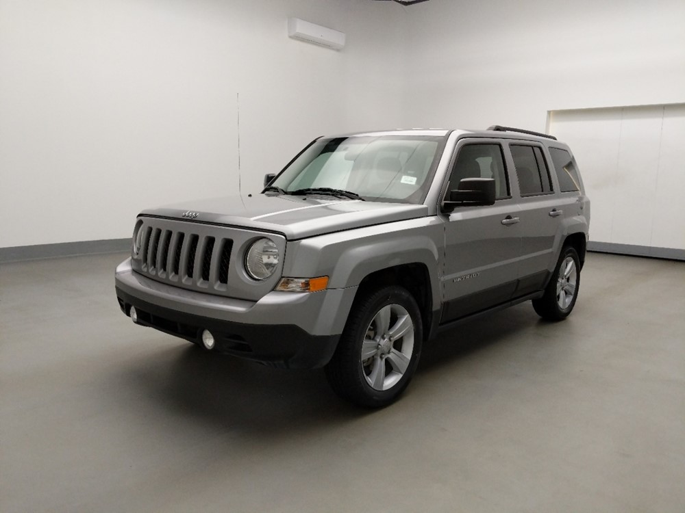 Used 2015 Jeep Patriot Driver Front Bumper